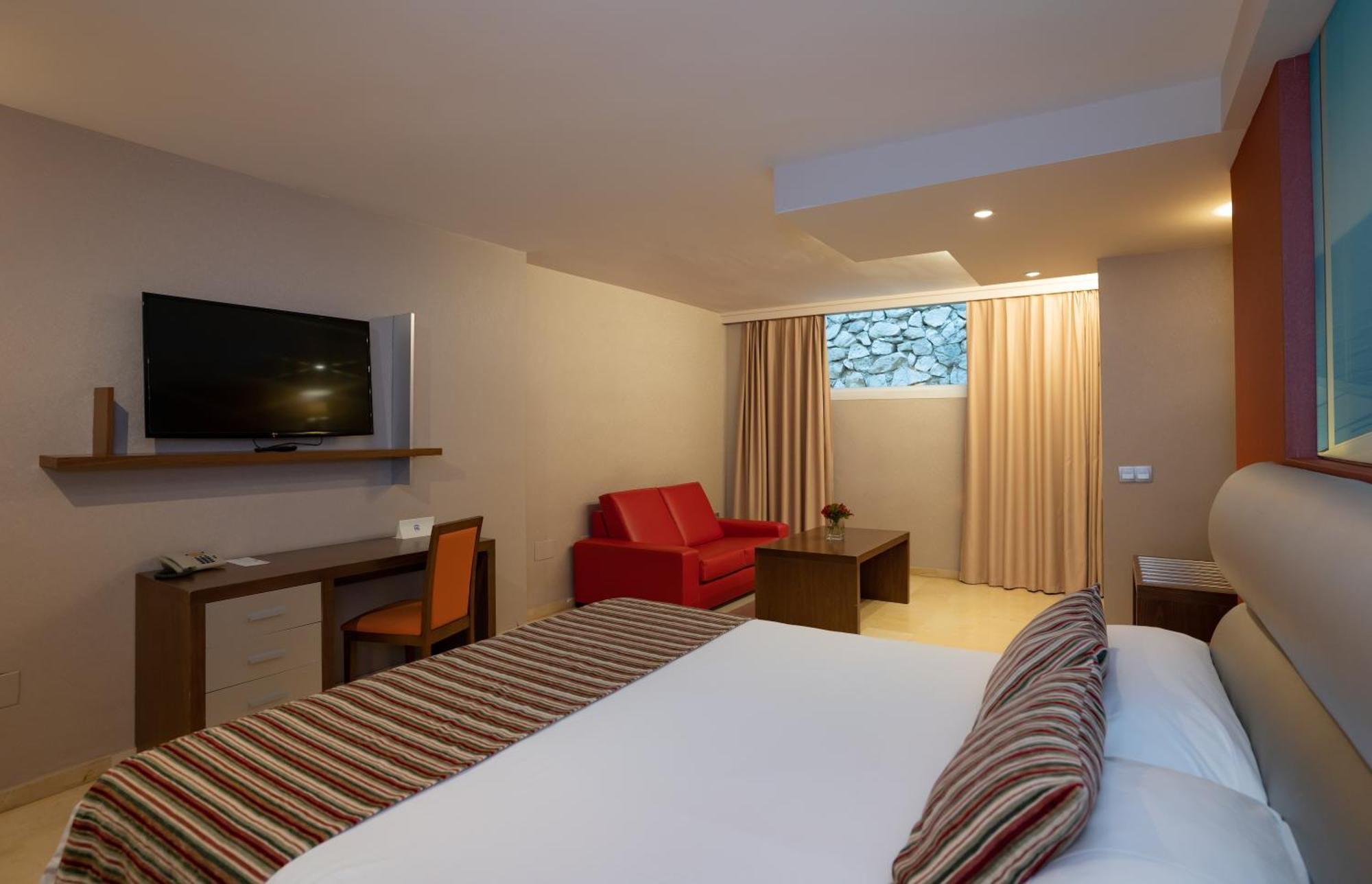 Ms Aguamarina Suites Torremolinos Exterior photo